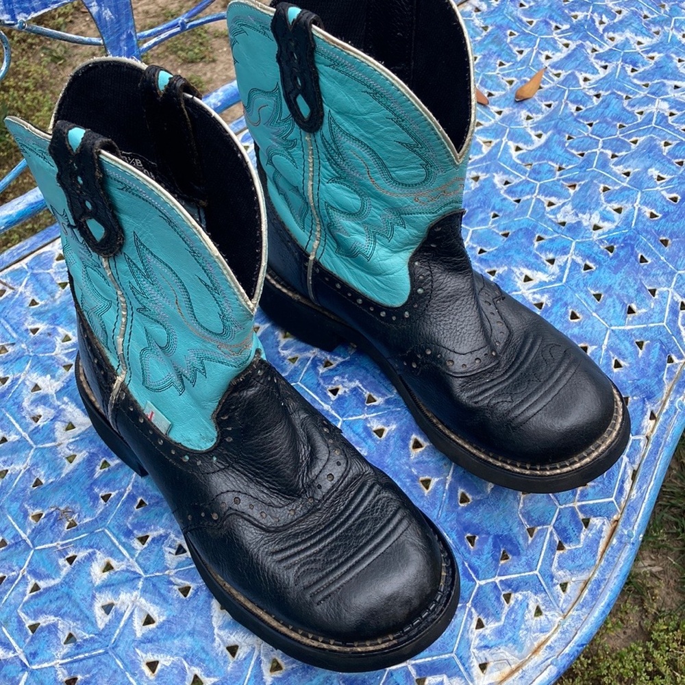 Justin fat baby turquoise cowboy boots.